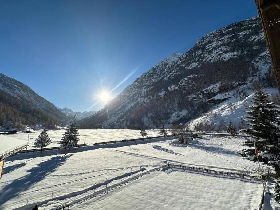 Panorama Apartment For 4 Near Zermatt Tasch Luaran gambar